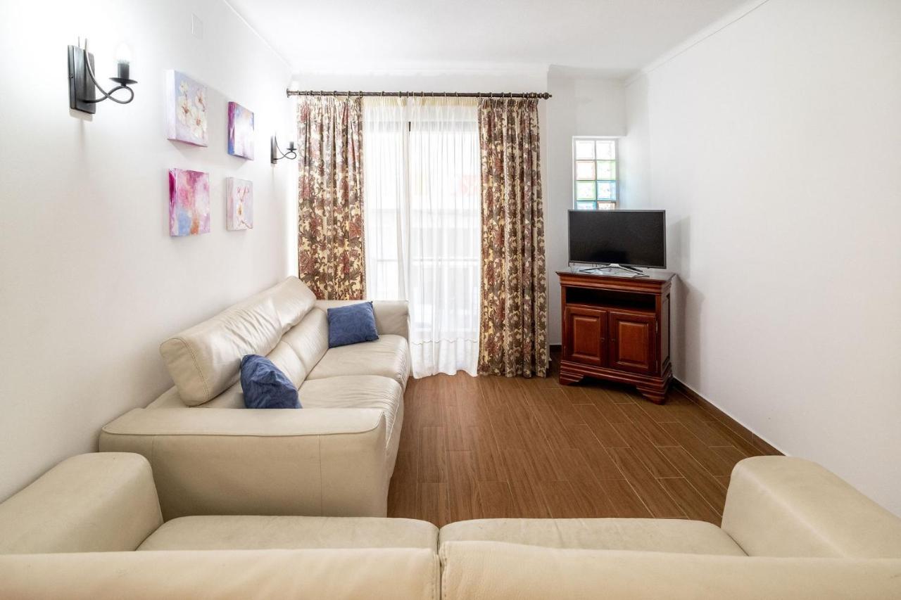 Rustic Old Town - T3 Apartment อัลบูเฟรา ภายนอก รูปภาพ