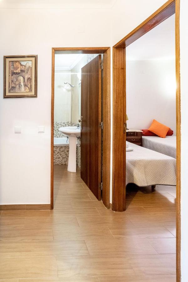 Rustic Old Town - T3 Apartment อัลบูเฟรา ภายนอก รูปภาพ