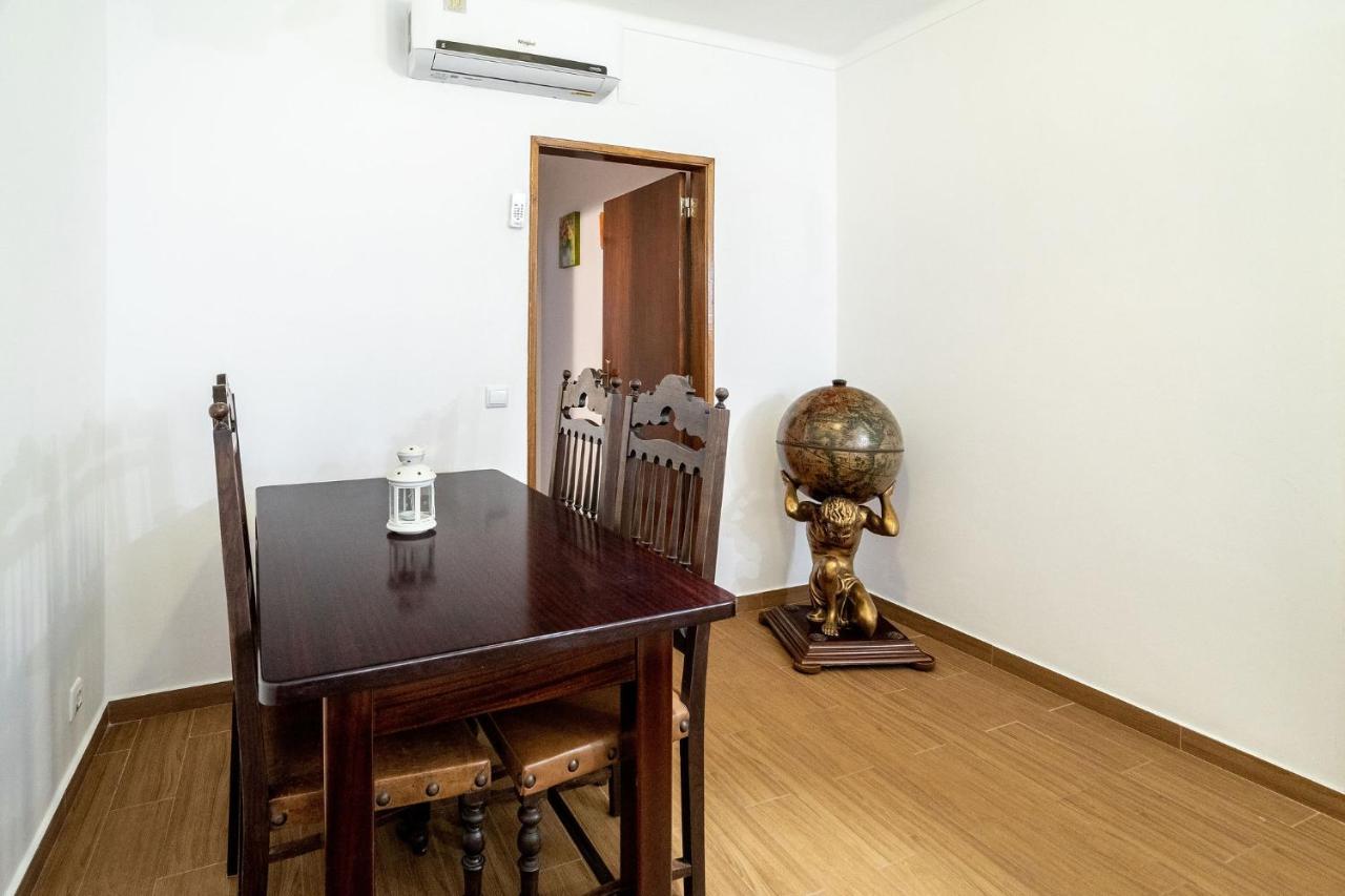 Rustic Old Town - T3 Apartment อัลบูเฟรา ภายนอก รูปภาพ