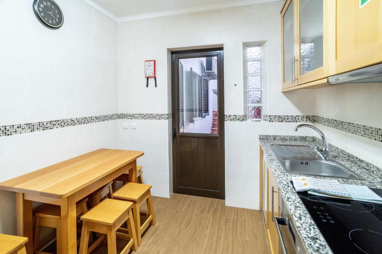 Rustic Old Town - T3 Apartment อัลบูเฟรา ภายนอก รูปภาพ